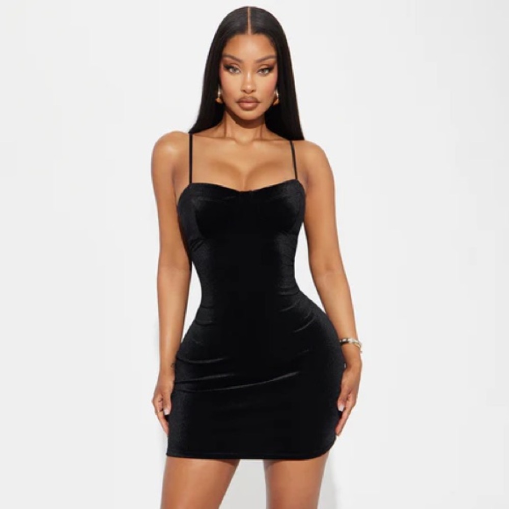 Black Velvet Mini Dress NEW 🏷️